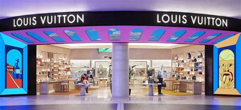 Louis Vuitton: prima boutique in aeroporto 